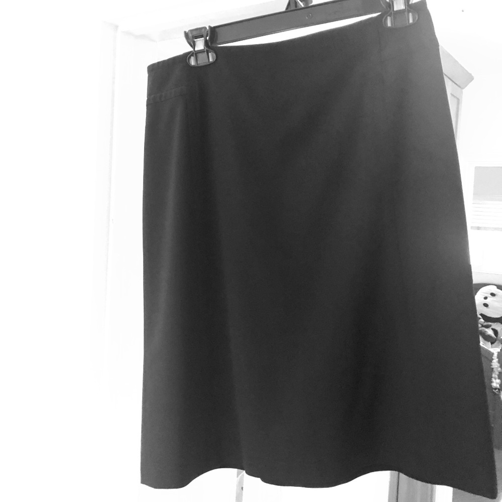 Banana Republic classic suit skirt